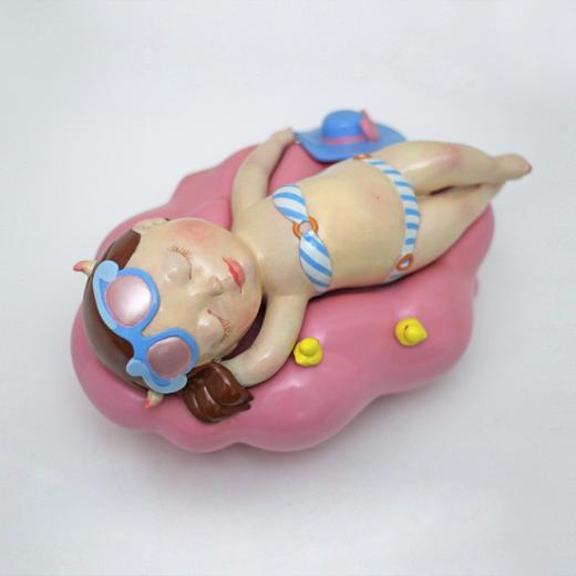 《晒日光浴的女孩》雕塑 限量艺术品 商品图3