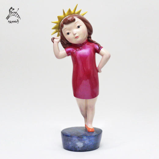 《戴王冠的女孩》雕塑 限量艺术品 商品图2
