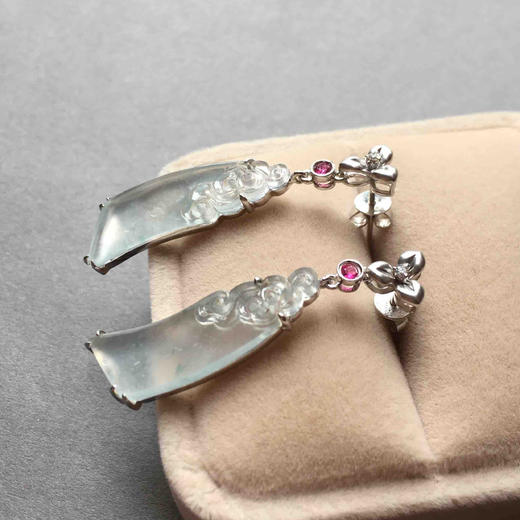 翡翠高冰种飘花耳坠18k白金镶嵌 商品图1