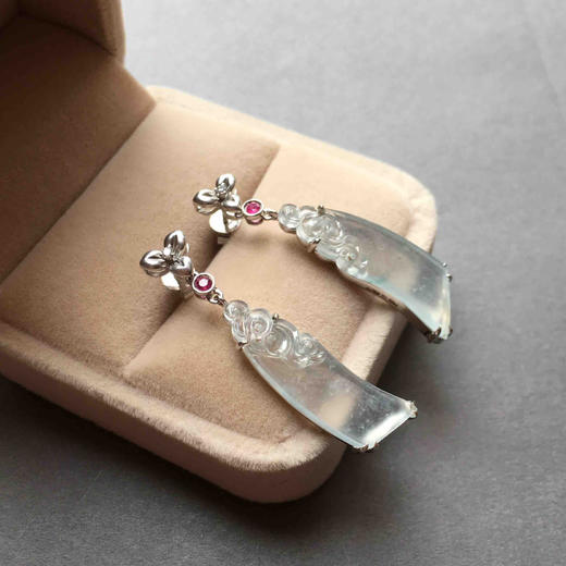 翡翠高冰种飘花耳坠18k白金镶嵌 商品图3