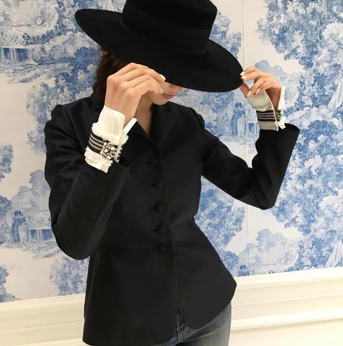 北京仓｜Catherine Osti-Myriam White-袖饰［法国设计师］