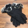 HFW1323002针织手套 羊毛 兔毛 锦纶 辅料：兔毛皮（原价358） 商品缩略图3