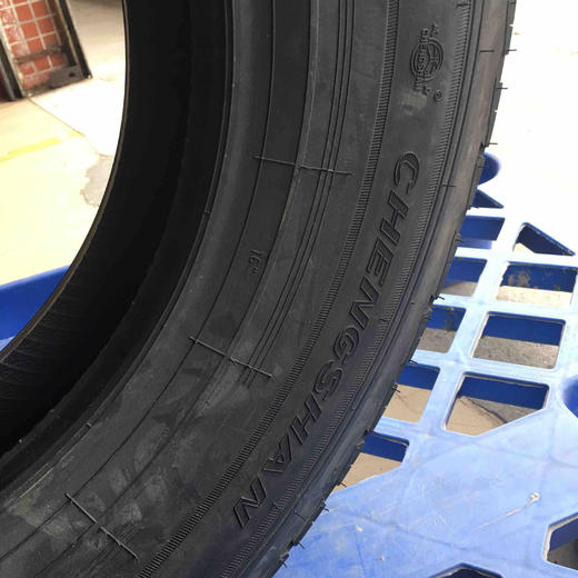 成山 650R16LT CS112 10PR轮胎 商品图2