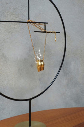 Anissa Kermiche 耳饰架