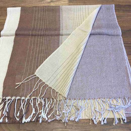 羊绒披肩 羊绒 桑蚕丝 金属丝（原价980） 商品图13