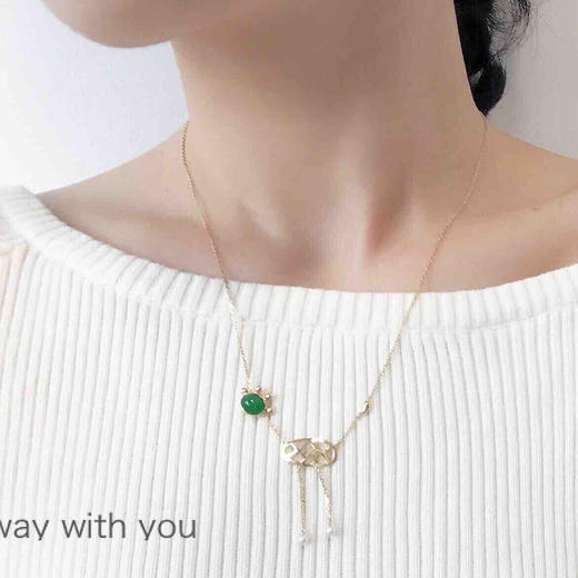 冰种阳绿翡翠小鹿项链18k黄金镶嵌 商品图8