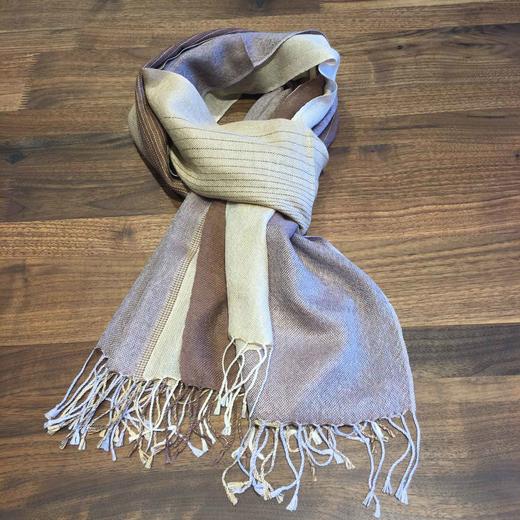 羊绒披肩 羊绒 桑蚕丝 金属丝（原价980） 商品图14