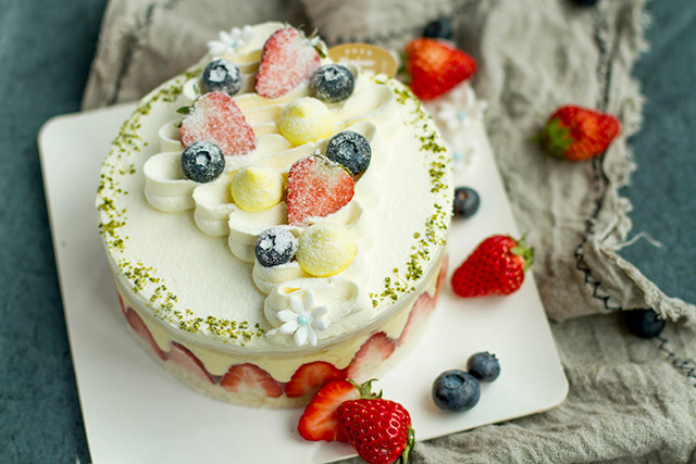 法式草莓奶油蛋糕