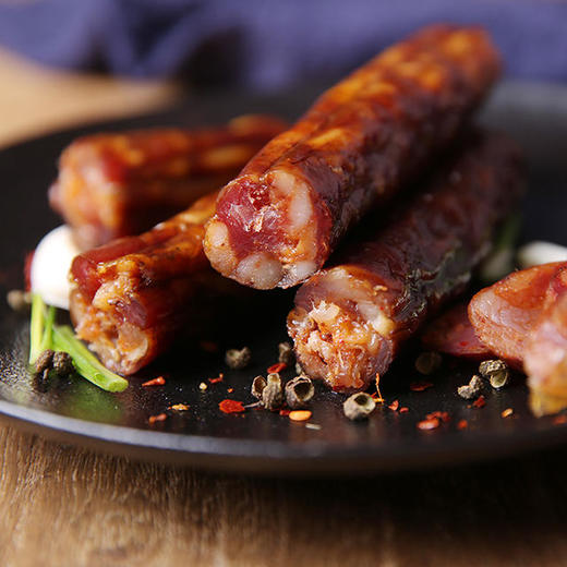 （永久下架 ）【健康2018】老味儿香肠 恩施土猪肉 无添加 250g 商品图2