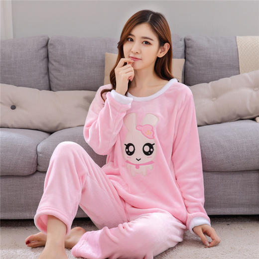 【服饰鞋包】秋冬爆款珊瑚法兰绒加厚加大女士睡衣 女保暖外穿家居服套装 商品图3