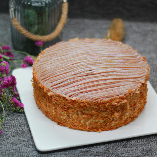 蒙布朗栗子泥蛋糕需提前一天预订