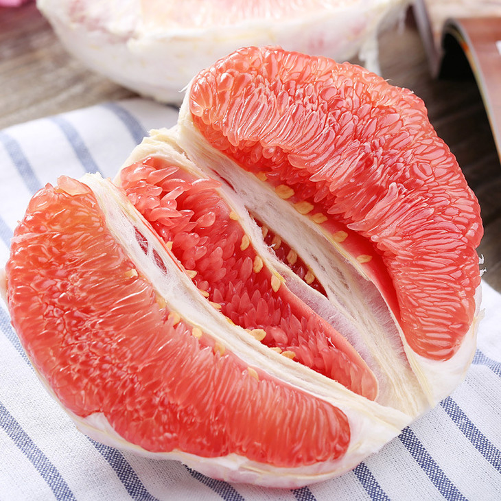 越南红心蜜柚皮薄肉厚爽口多汁