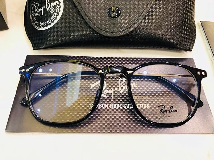 雷朋镭雕金属花纹四色板材框男女款眼镜!