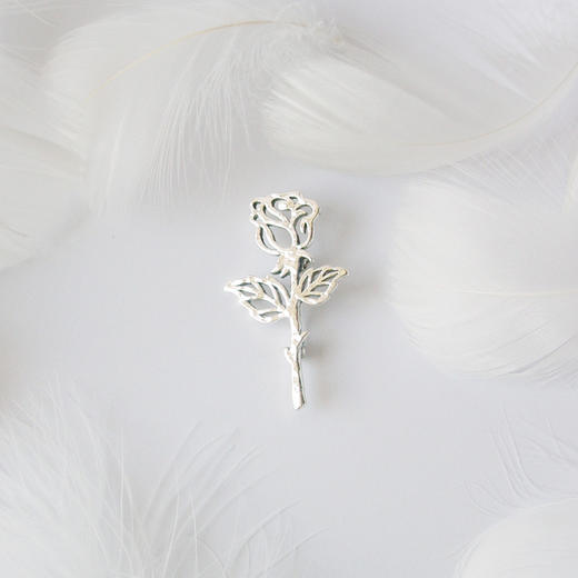  沙仑玫瑰  / 925银胸针【定制：7-15天】 ○ 箭儒工房 商品图2
