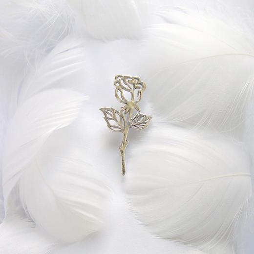  沙仑玫瑰  / 925银胸针【定制：7-15天】 ○ 箭儒工房 商品图0