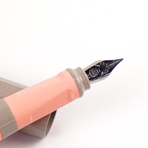 Kaweco PERKEO撞色系列钢笔+墨囊卡装 F尖0.7mm 四款可选 商品图1