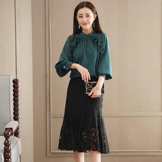 2018春款韩版时尚灯笼袖上衣 蕾丝半身裙套装GZHY-C133C76935 商品图1
