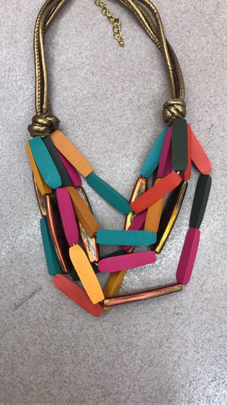 时尚达人必备多彩超轻手工项链