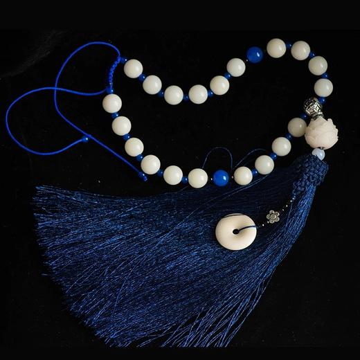 复古汽车车挂、菩提根、藏银材质，精雕莲花，中空内置 商品图2