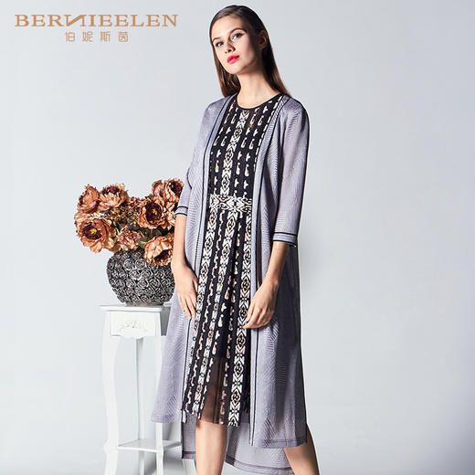 1D6831-灰色风衣--写实与抽象--《智慧之光-波斯艺术》 商品图2