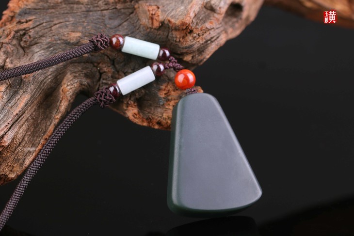 和田青玉【安然顺意】平安无事牌| 净重43.83g