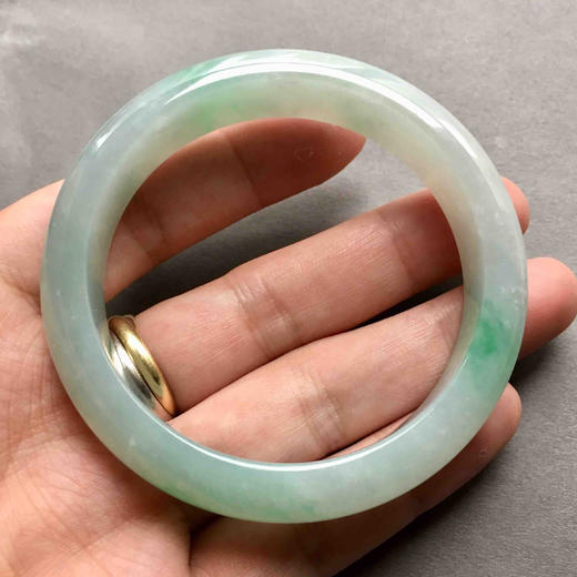 细糯种飘阳绿翡翠手镯56 商品图5