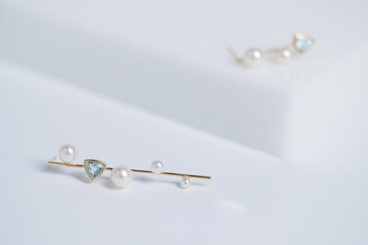 Pearl moments 夏凡设计 BLUE HEART 蓝色彗心海蓝宝石不对称耳环 商品图1