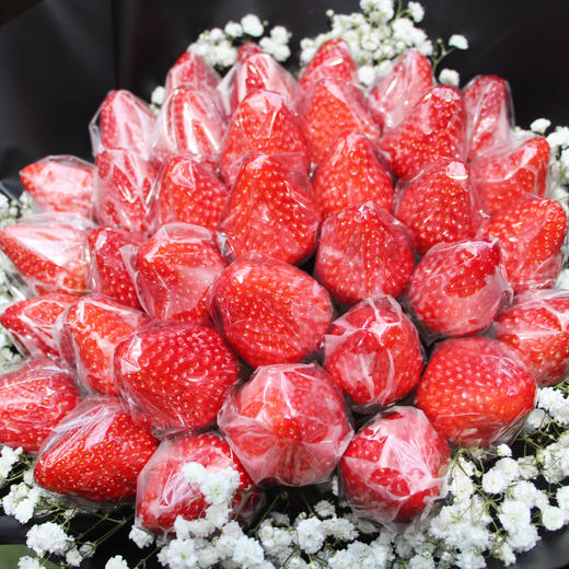花束提前3天预订36颗18颗精选莓溪有机红颜草莓18颗精选莓溪有机奶油