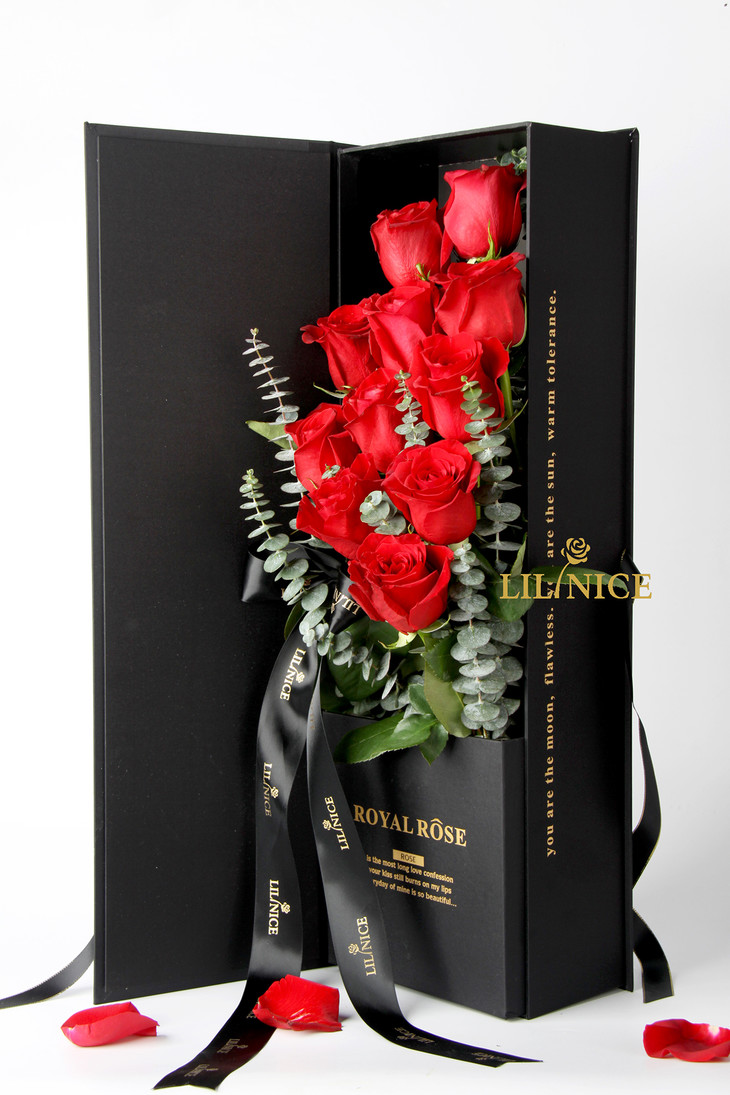 自由女神红玫瑰花盒