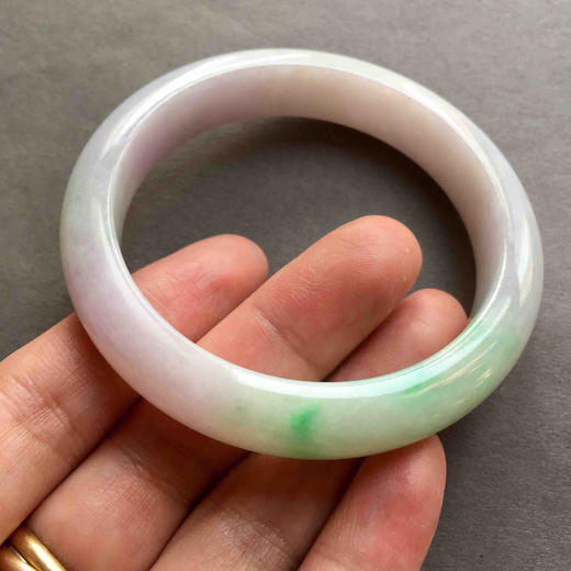 春带彩的翡翠手镯，糯种紫罗兰加阳绿56 商品图5