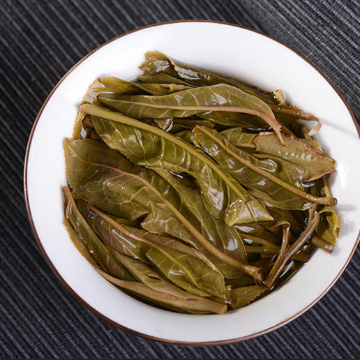 汉合大雪山 普洱茶 2013年 古树普洱茶生茶 商品图4