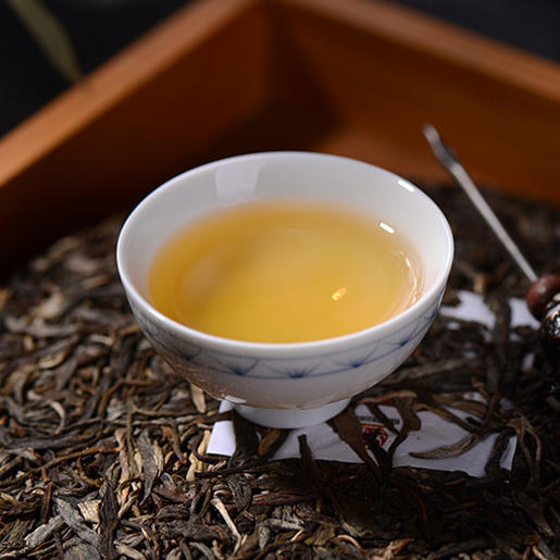 汉合大雪山 普洱茶 2013年 古树普洱茶生茶 商品图6
