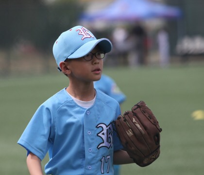 博乐小主播-李依澄专栏