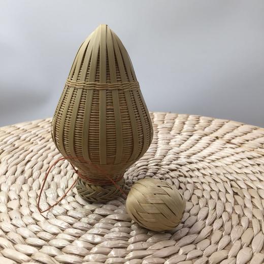 广府汇非遗竹编虫篓