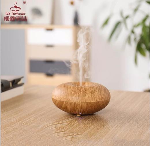 【香薰机】GX.Diffuser帼鑫木纹香薰灯家用加湿器100ML木纹香薰机 商品图0