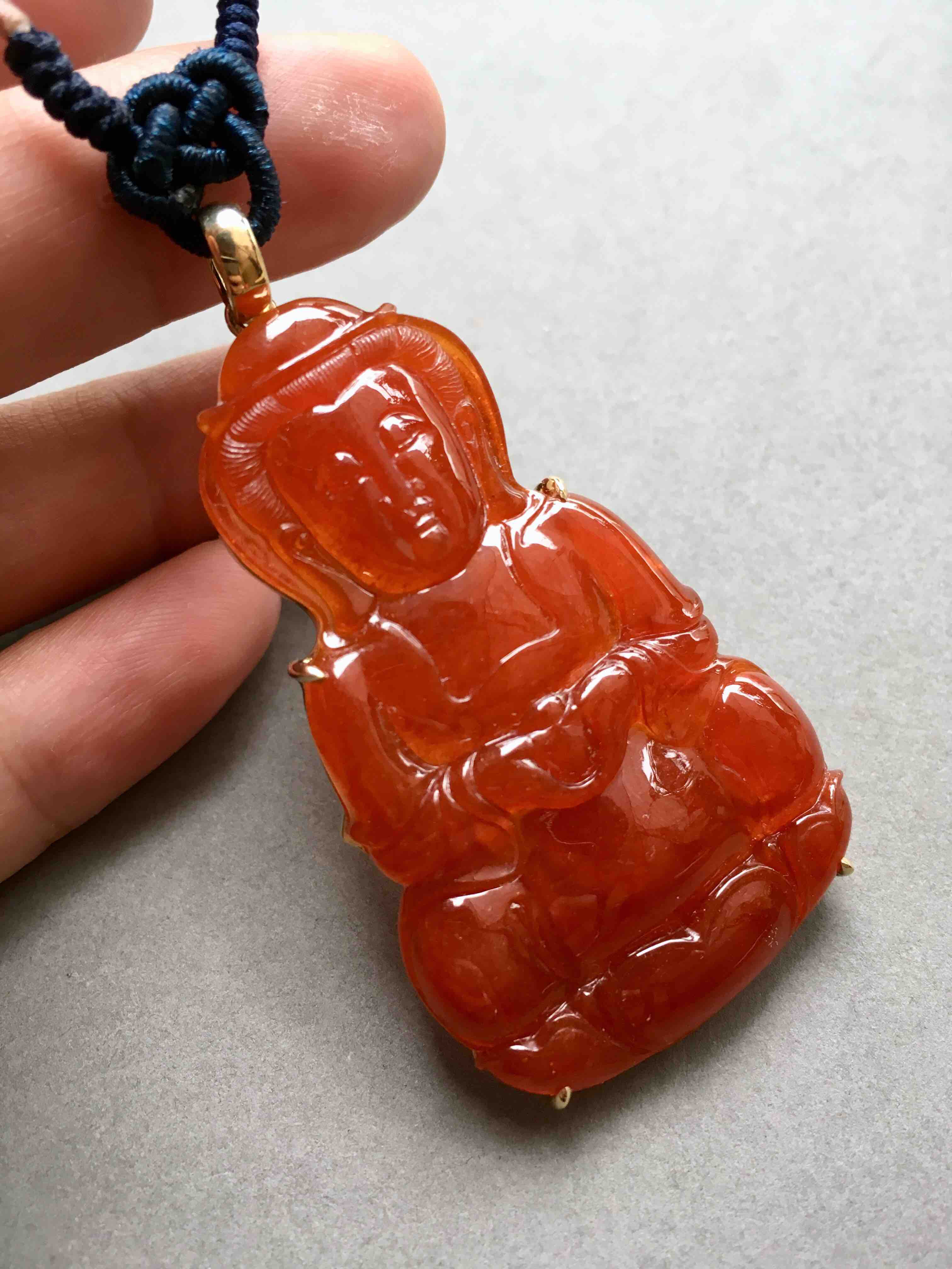 收藏级别的翡翠红翡观音18k黄金镶嵌