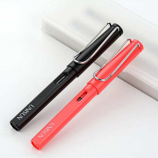 开拓者钢笔两只装送墨胆一盒 商品图0