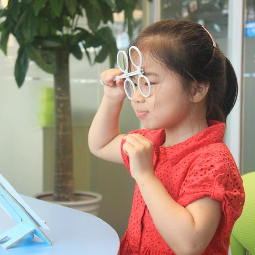 预防近视发生控制近视度数护眼神器反转拍