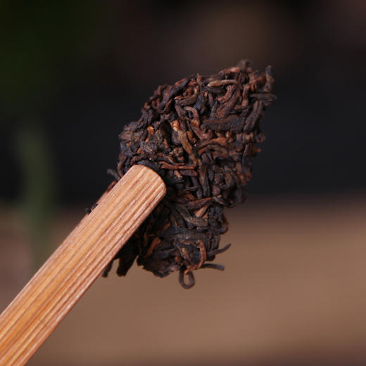 吉顺号普洱茶2012年勐海五年陈熟茶饼357克/饼 拍7饼送存茶布袋 商品图4