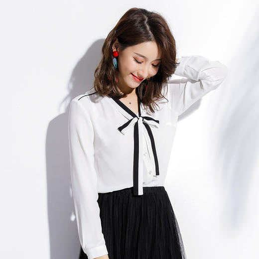 （4.16下架）韩版修身显瘦撞色系带蝴蝶结雪纺衬衫BZ88018 商品图2