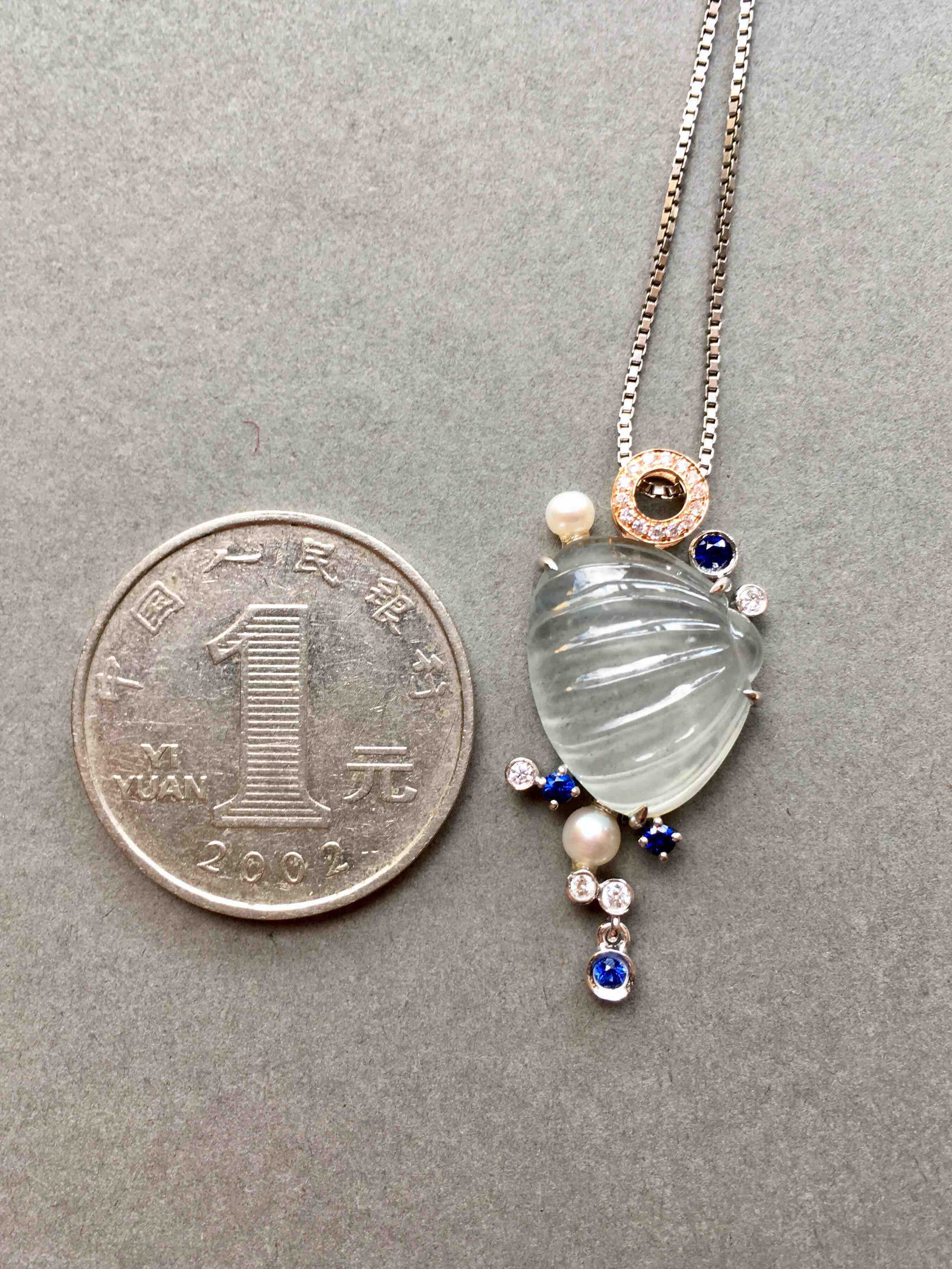 高冰种翡翠贝壳18k白金钻石镶嵌