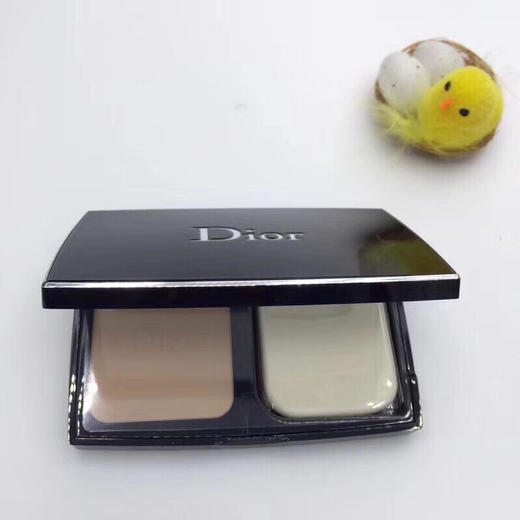 迪奥凝脂恒久保湿控油粉饼 商品图4