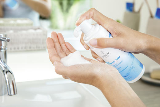 【宁波】WELEDA维蕾德 轻松卸妆不紧绷 植物洁面摩丝 150ml 商品图5