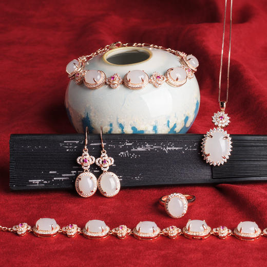 天然和田玉首饰四件套