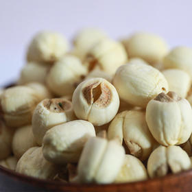 地标特产手工白莲子 色白粒大 味甘清香 营养丰富 两种规格可选