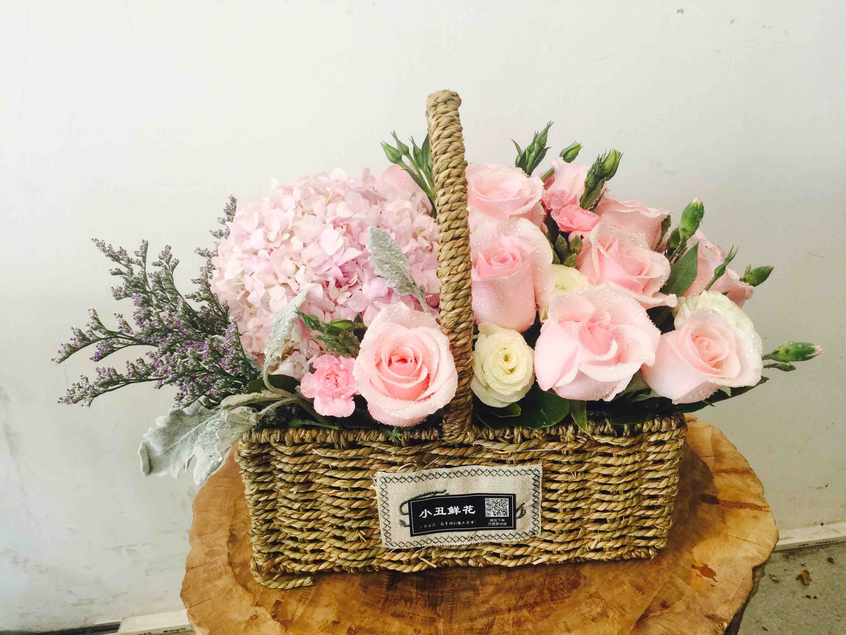 花香提篮绣球花各色玫瑰各种款式搭配送闺蜜送女朋友送老婆送恋人送