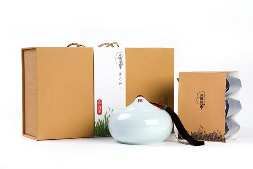 2026年高山珍稀白茶陶罐 200克 大傅净茶 商品图0