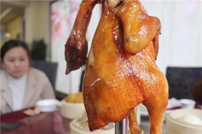聚金茶楼招牌栋企鸡1只仅限堂食
