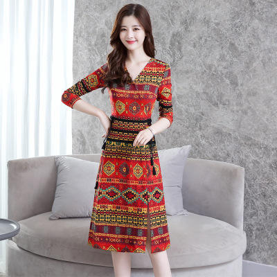 AL YZX5378   A字裙单件套头V领花色连衣裙 商品图2