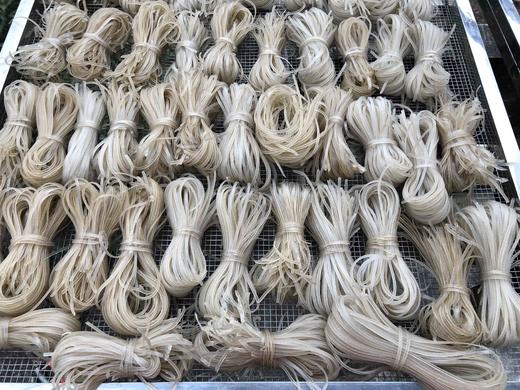 广西 苗家梯田 山涧薯 粉条500g*2袋装 有宽粉和超细粉两种哦！ 商品图1